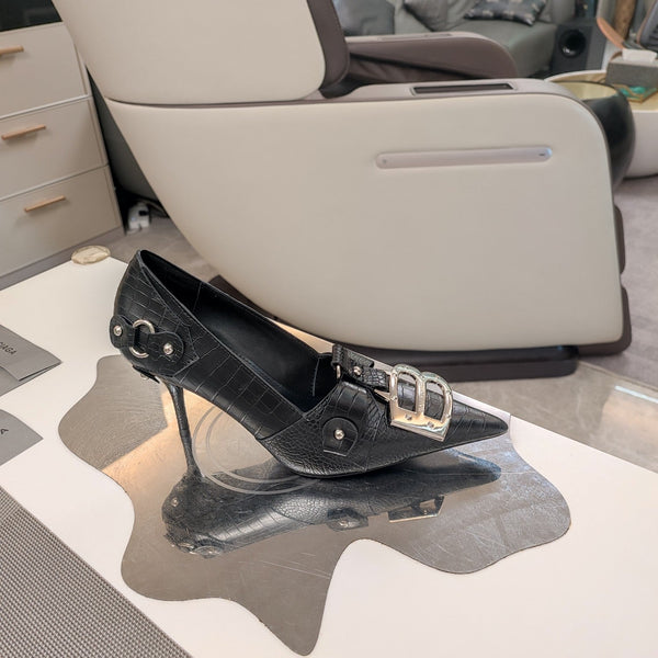 HIGH PUMPS WITH B SILVER BUCKLE IN BLACK CROCODILE PATTERN CALFSKIN