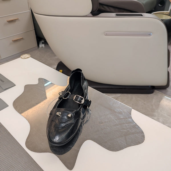 STUDDED MARY JANE FLATS IN BLACK SHINY LAMBSKIN