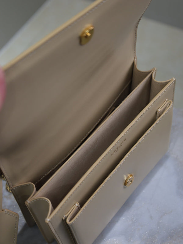 Borsa a tracolla YSL Sunset media 22 cm in pelle di vacchetta beige GHW