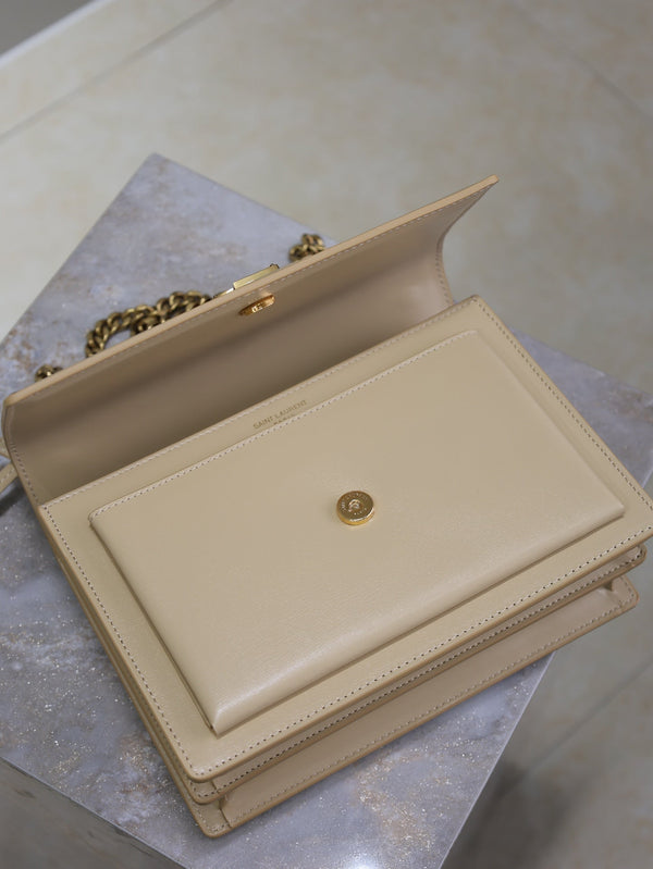 Borsa a tracolla YSL Sunset media 22 cm in pelle di vacchetta beige GHW