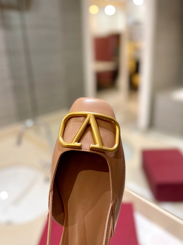 VLOGO BEIGE LEATHER SLINGBACK FLATS