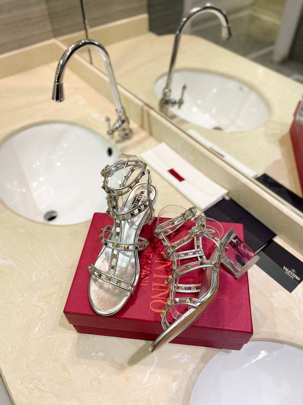 ROCKSTUD SANDAL WITH STRAP IN SILVER CALFSKIN 60 MM