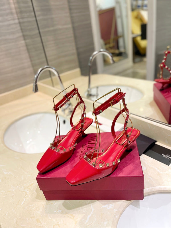 SANDALI ROCKSTUD SLINGBACK IN PELLE DI VITELLO ROSSO CILIEGIA 50MM