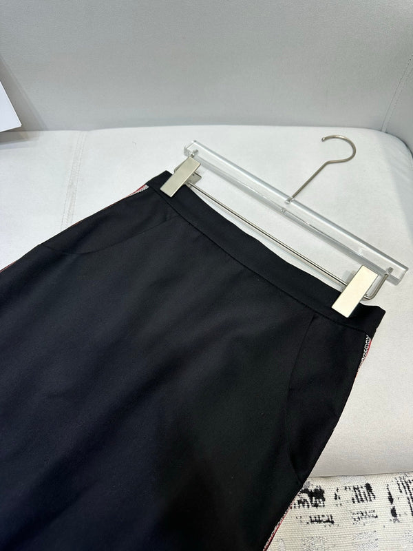 CD 25 Set White Red Black Cotton Polyester