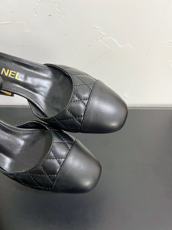 CC Mary Janes 55mm In Black Quilted Lambskin  949762