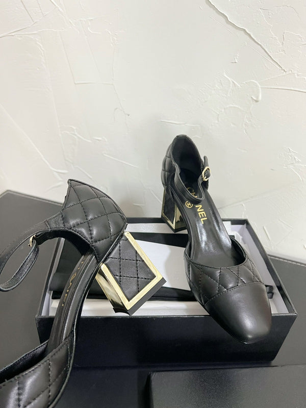 CC Mary Janes 55mm In Black Quilted Lambskin  949762