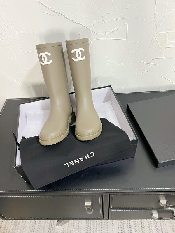 Stivali alti CC in gomma naturale verde kaki chiaro 949647