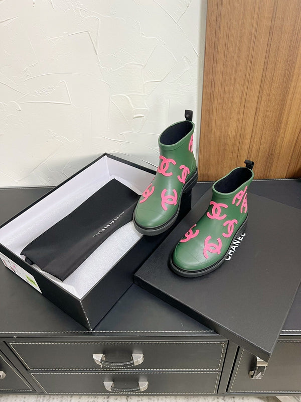 CC Rain boots In Green With Pink Logo Natural Rubber 949790