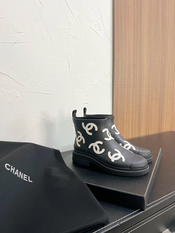 CC Rain boots In Black With White Logo Natural Rubber 949791