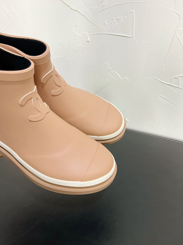 CC Ankle Boots Dark Beige Natural Rubber 949631