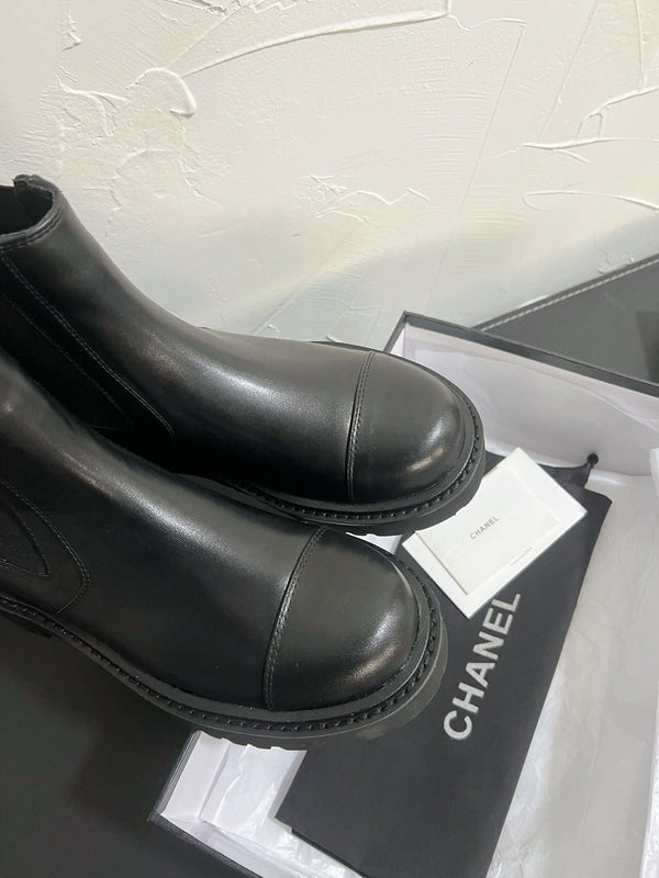 Stivaletti Chelsea CC in pelle di vacchetta nera 949682