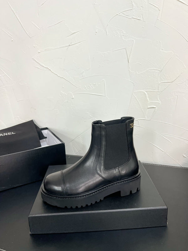 Stivaletti Chelsea CC in pelle di vacchetta nera 949682