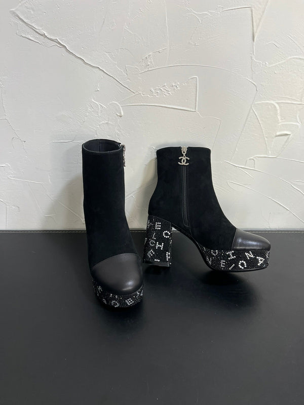 CC Short Boots 95mm In Black With Letters Printed Suede And Lambskin 949659