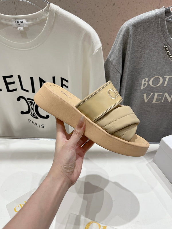 CHLOÉ MILA PLATFORM 5 CM IN NYLON GRIGIO OSTRICA CON LOGO RICAMATO
