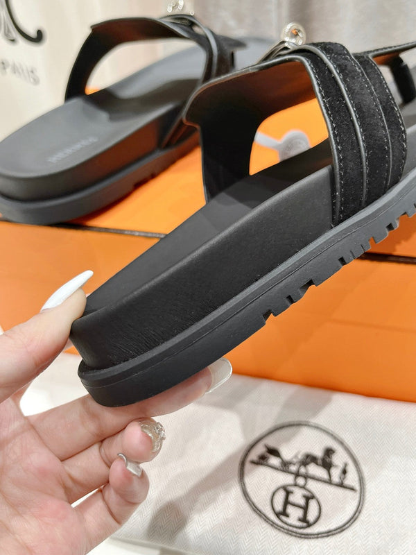 SANDALO EMPIRE IN CAMOSCIO NERO