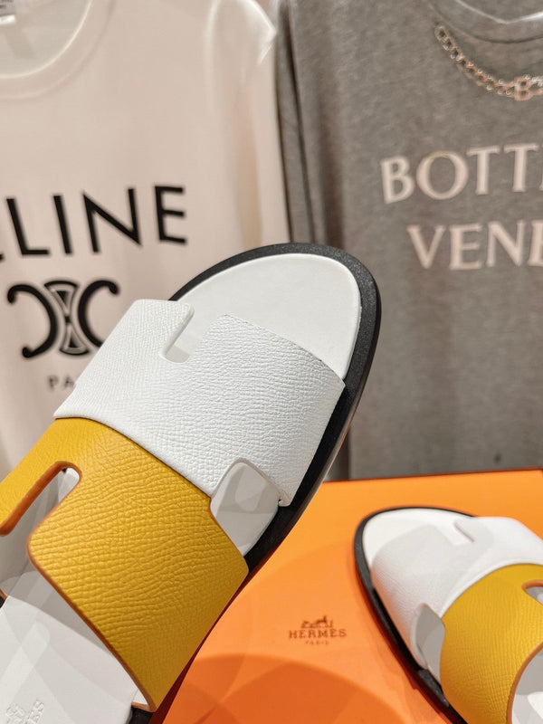 SANDALO IZMIR IN PELLE DI AGNELLO GIALLA E BIANCA