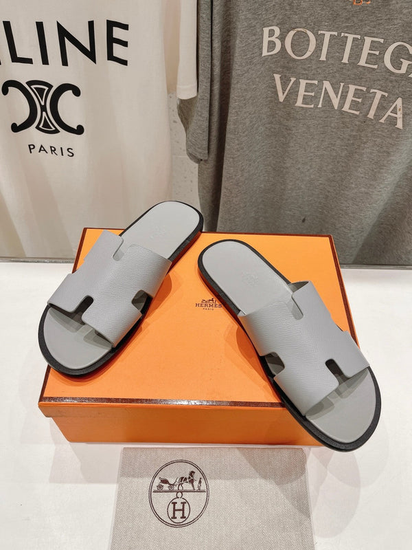 SANDALO IZMIR PELLE DI AGNELLO GRIGIO LUCIDO