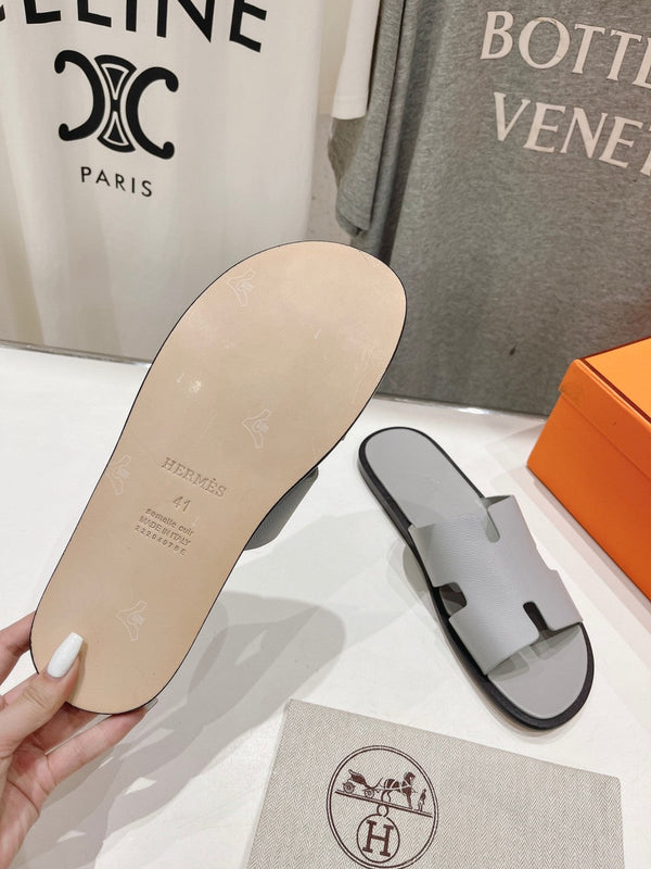 SANDALO IZMIR PELLE DI AGNELLO GRIGIO LUCIDO