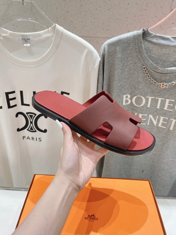 SANDALO IZMIR IN PELLE DI AGNELLO RUBINO