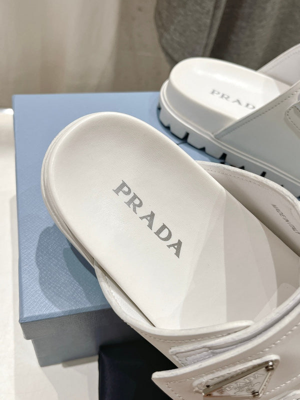 SANDALI CON CINTURINO PRA IN PELLE DI VITELLO BIANCA