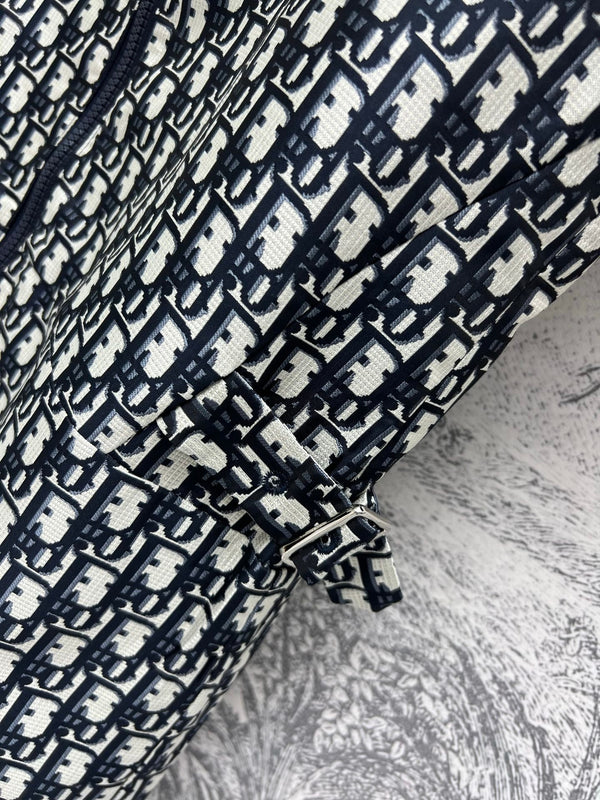 CD 25 Abito a maniche corte in poliestere nero beige