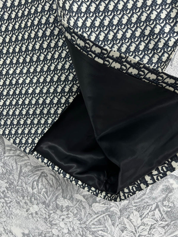 CD 25 Letter Skirt Black Polyester