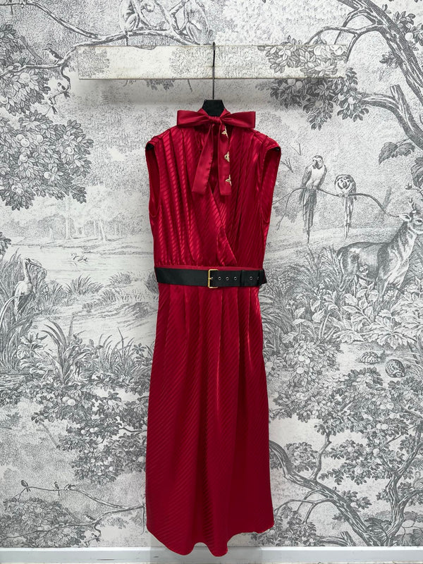 LV 25 Ped Pleated Cross Dress Red Polyester