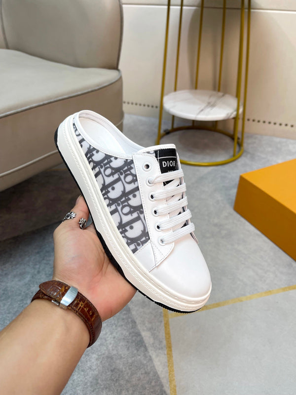 CD RETRO MULE WHITE AND BLACK CALFSKIN