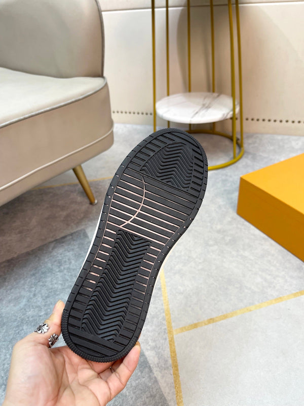 CD RETRO MULE WHITE AND BLACK CALFSKIN