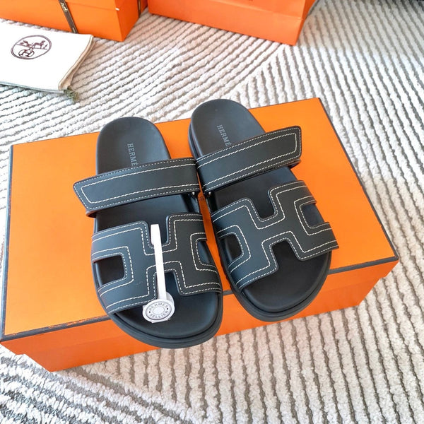 HM Chypre Sandal Black With White Stitching Lambskin 963494