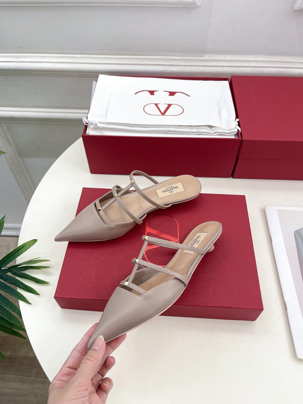 Mule Rockstud Wispy Cinnamon in pelle di vitello rosa 20 mm