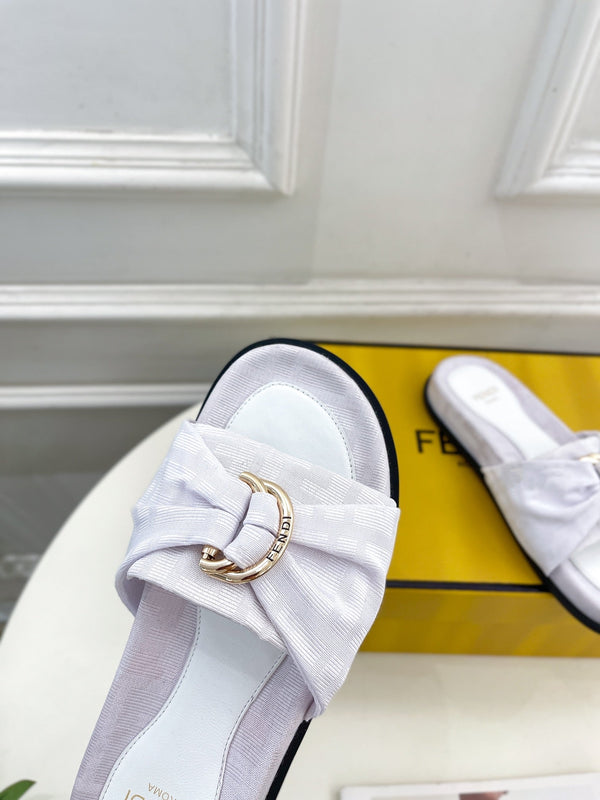 FENDI FLAT SLIPPER IN WHITE JACQUARD FABRIC WITH GOLD HARDWARE