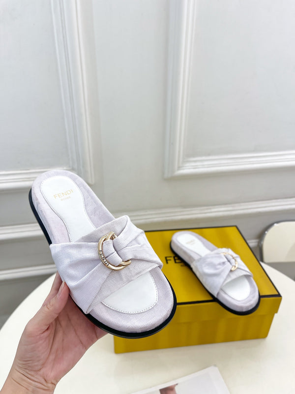 FENDI FLAT SLIPPER IN WHITE JACQUARD FABRIC WITH GOLD HARDWARE