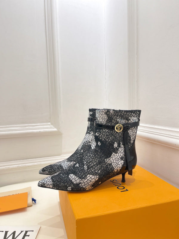 Stivaletto LV Stellar 40mm in pelle di vitello bianca e nera