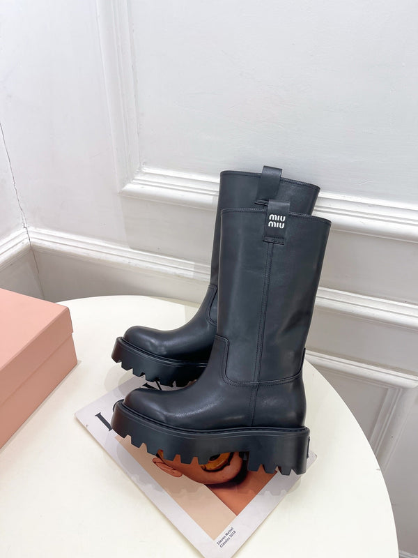 Miu short Boots Glossy Black Calfskin