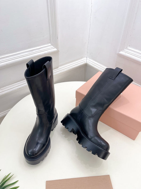 Miu short Boots Glossy Black Calfskin