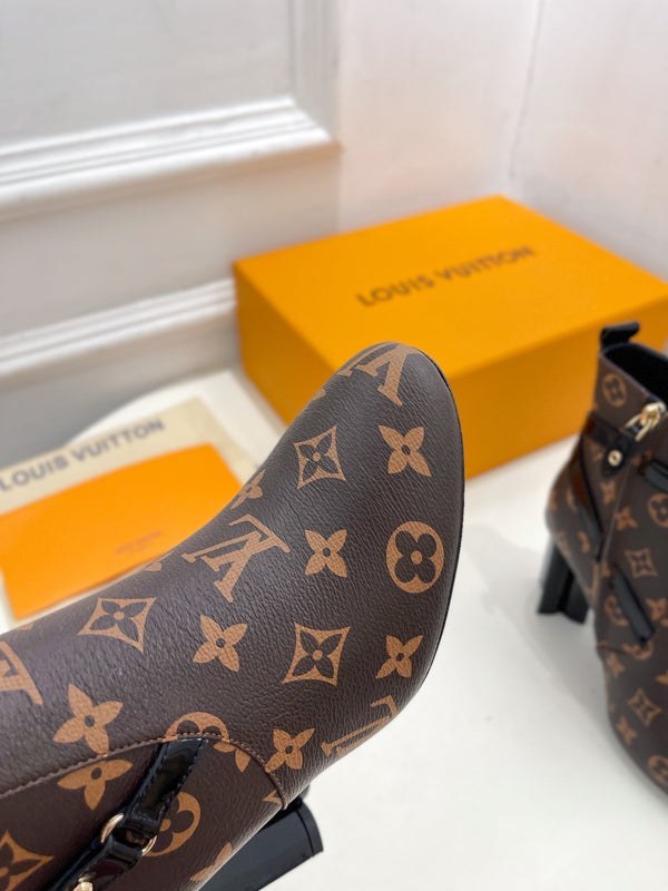 Stivaletti LV Silhouette 100mm in pelle di vitello monogramma marrone scuro
