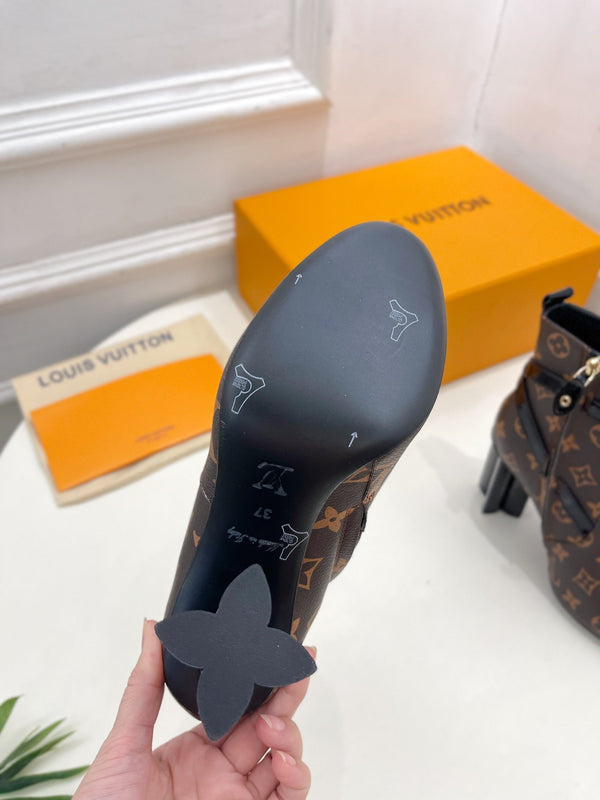 Stivaletti LV Silhouette 100mm in pelle di vitello monogramma marrone scuro