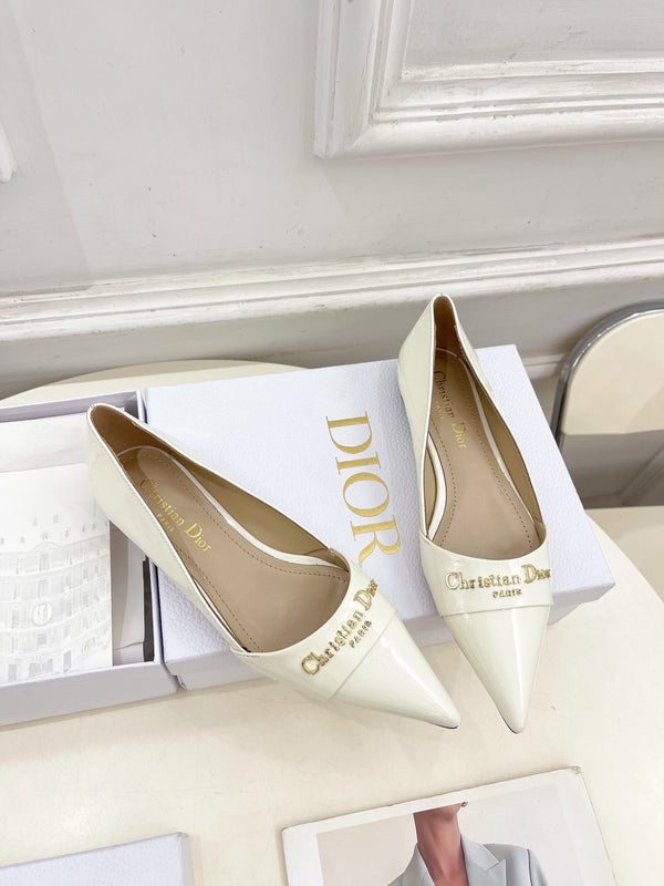 CD 25 Pump Flat White Patent Leather 307413