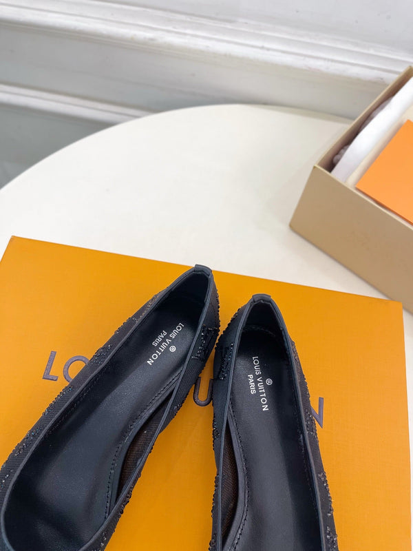 LV Gala Rhinestone Pointed Toe Flat Black Mesh 425136