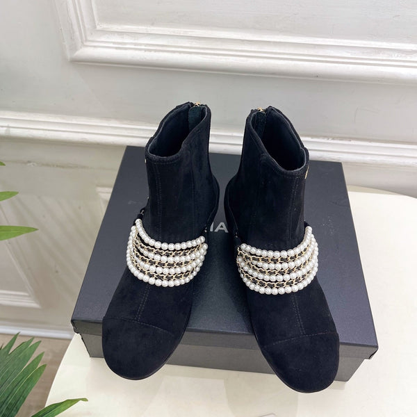 CC Pearl Chain Ankle Boots Booties 35mm Black Suede 425461