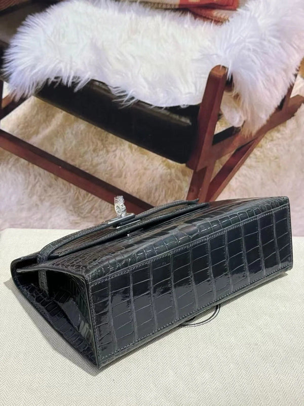 HM KELLY MINI 22 IN BLACK AMERICAN ALLIGATOR SILVER BUCKLE