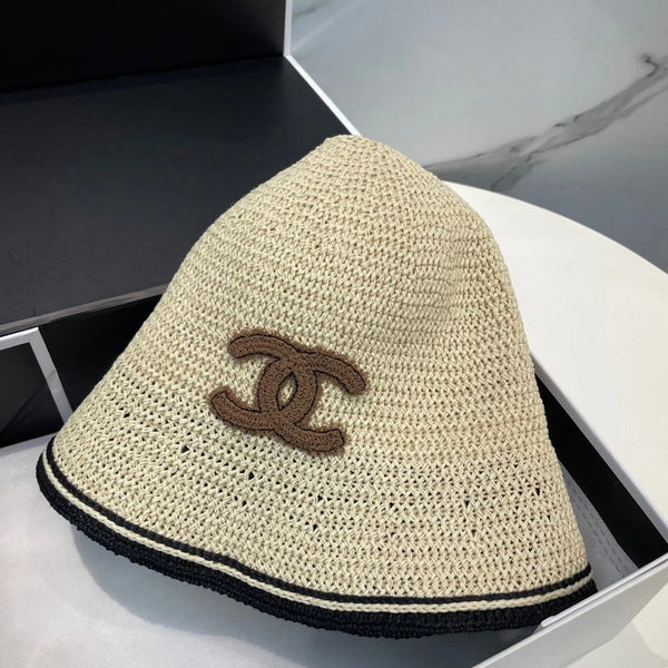 STRAW BUCKET HAT IN BEIGE 672974