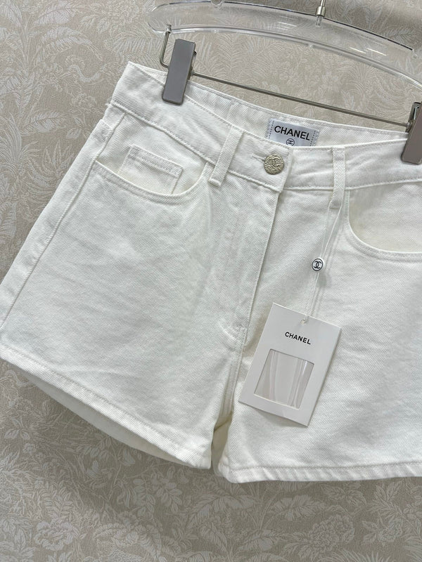 CHANEL DENIM SHORTS 275039