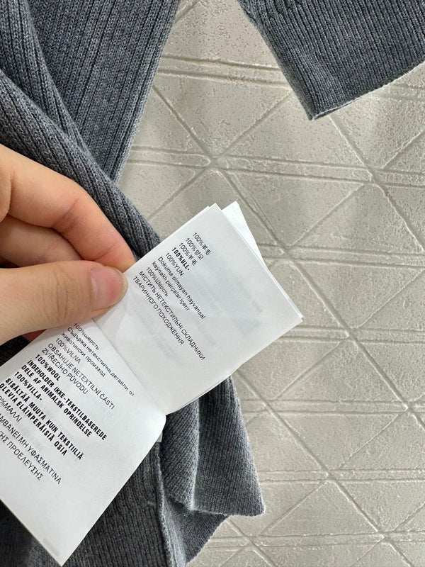 MIUMIU SHORT-SLEEVE KNIT POLO SHIRT STYLE 99