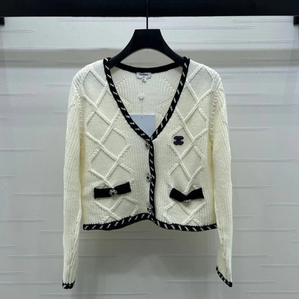CHANEL 25S CARDIGAN STYLE 198
