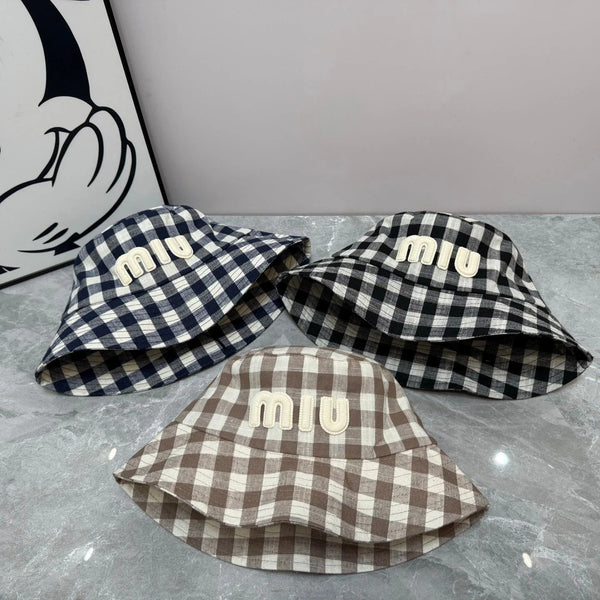 MM BUCKET CHECKED PATTERN WITH LOGO