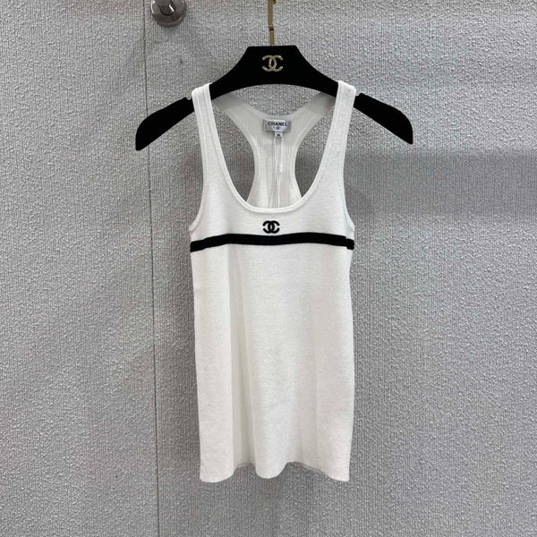 CHANEL SLEEVELESS TOP STYLE 65