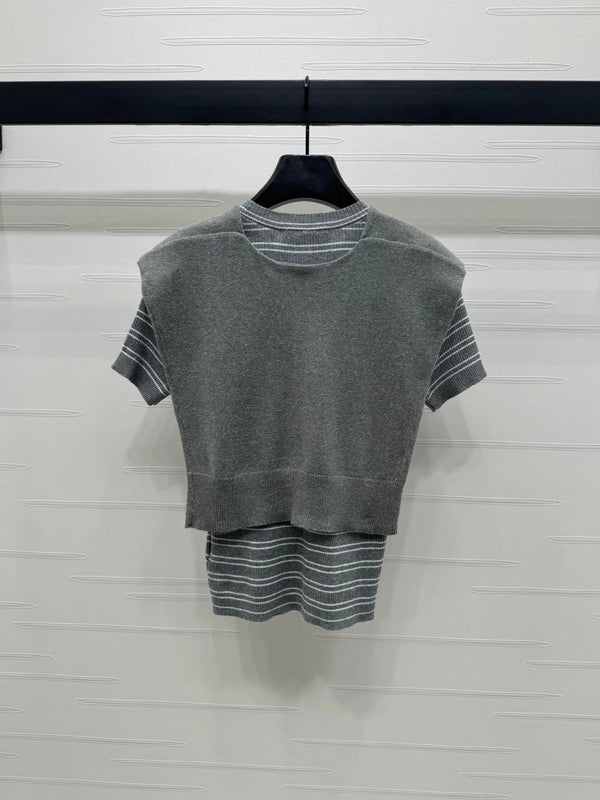 MIU 25S MANTELLA IN MAGLIA A RIGHE A MANICHE CORTE 264139