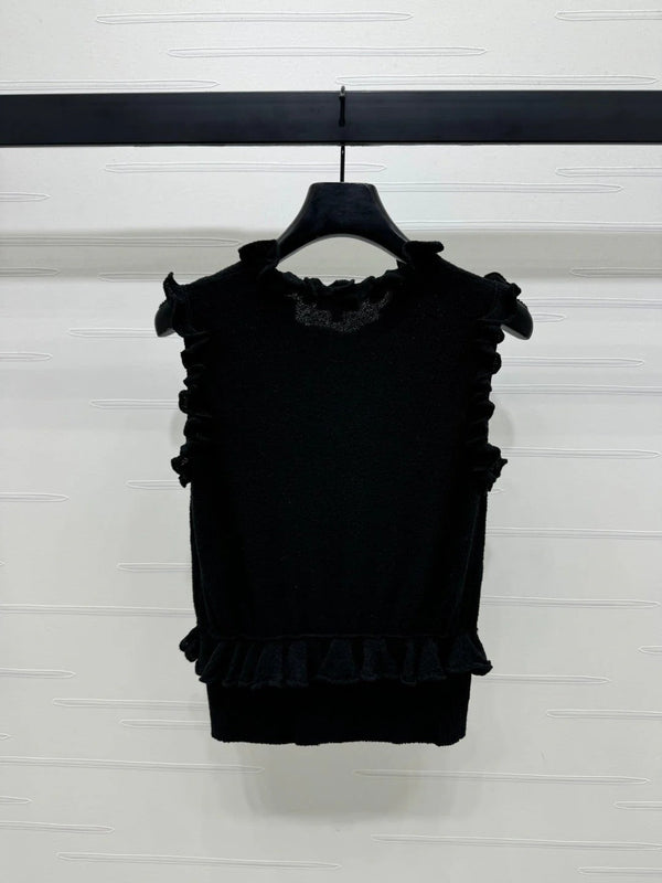 CHANEL SLEEVELESS TOP WITH RUFFLED COLLAR 274888